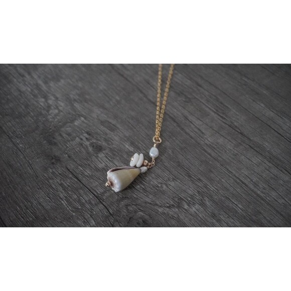 Cone Shell Puka Necklace, 14k Gold Fill, Dainty Hawaiian Jewelry - Picture 6 of 7